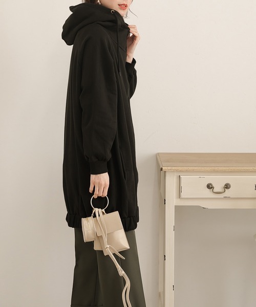 ElegChic（エレグシック）の「裏起毛ビックシルエットフルジップパーカー（パーカー・レディース・ライトベージュ/ライトカーキ/ブラック/杢グレー・M/4L/XL）」の6枚目の写真