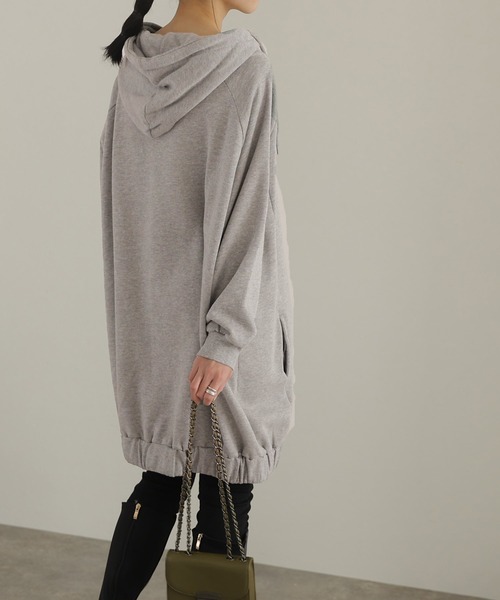 ElegChic（エレグシック）の「裏起毛ビックシルエットフルジップパーカー（パーカー・レディース・ライトベージュ/ライトカーキ/ブラック/杢グレー・M/4L/XL）」の11枚目の写真