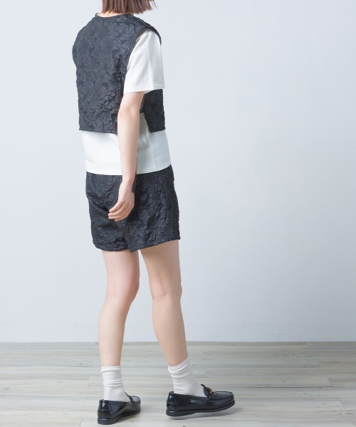 OMNES（オムネス）の「ふくれジャガードショートパンツ（その他パンツ・レディース・ホワイト/ブラック/ベージュ/ピンクベージュ・FREE）」の20枚目の写真