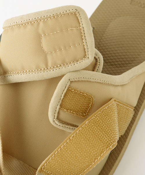 suicoke（スイコック）の「SUICOKE ZAVO-Cab（サンダル・レディース・ブラック/ベージュ・24cm/25cm/23cm）」の7枚目の写真
