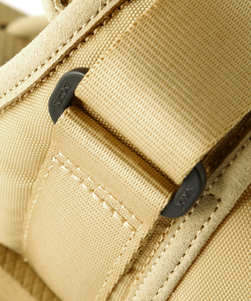 suicoke（スイコック）の「SUICOKE ZAVO-Cab（サンダル・レディース・ブラック/ベージュ・24cm/25cm/23cm）」の9枚目の写真