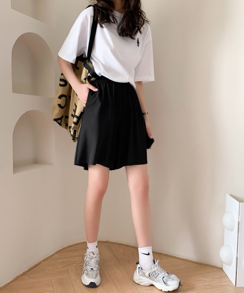 ABITOKYO(アビトーキョー)の「ワイドシルエット五分丈プリーツショートパンツ(その他パンツ・レディース・ブラック/カーキ/ブルー・M/S)」の17枚目の写真