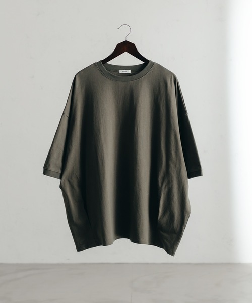 epnok（エプノック）の「タックオーバーTee（Tシャツ/カットソー・メンズ・チャコールグレー/ブラック/オフホワイト/グレイッシュベージュ/ブラウン/グリーン/グレイッシュブルー・SMALL/MEDIUM/LARGE）」の15枚目の写真