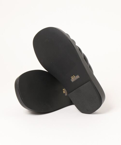 ENVYM（アンビー）の「ボリュームクロスサンダル（サンダル・レディース・ベージュ/ブラック/ホワイト・22.5cm/23.5cm/24.5cm）」の10枚目の写真