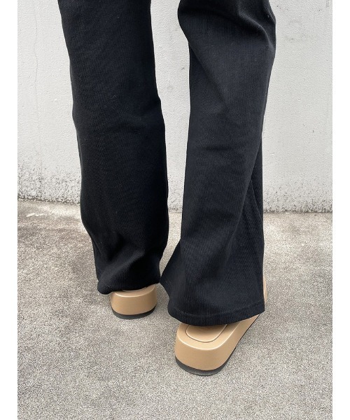 ENVYM（アンビー）の「ボリュームクロスサンダル（サンダル・レディース・ベージュ/ブラック/ホワイト・22.5cm/23.5cm/24.5cm）」の18枚目の写真