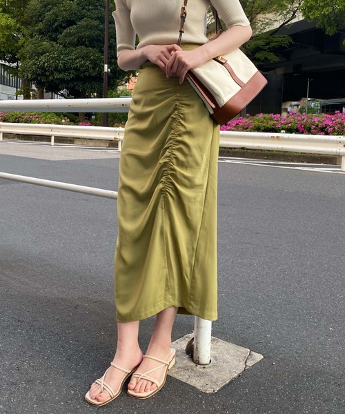 archives(アルシーヴ)の「ギャザースリットタイトスカート(スカート・レディース・ブラック/ベージュ/グリーン・MEDIUM)」の10枚目の写真