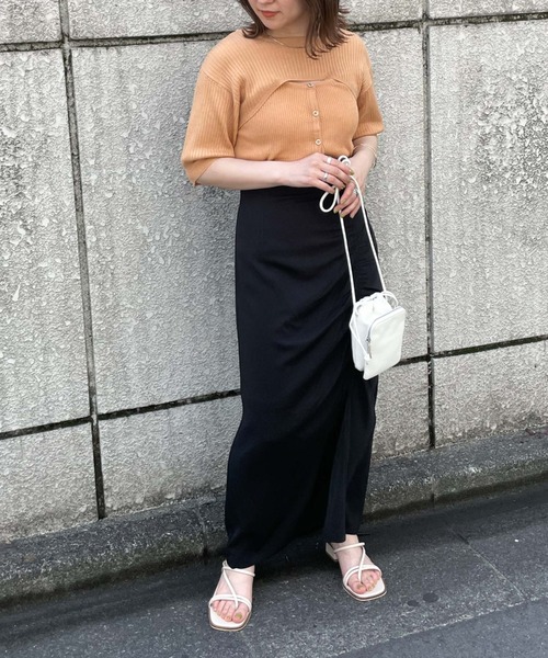 archives(アルシーヴ)の「ギャザースリットタイトスカート(スカート・レディース・ブラック/ベージュ/グリーン・MEDIUM)」の18枚目の写真