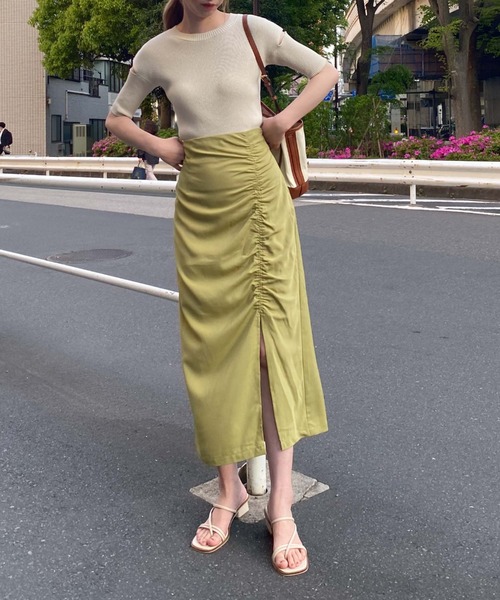 archives(アルシーヴ)の「ギャザースリットタイトスカート(スカート・レディース・ブラック/ベージュ/グリーン・MEDIUM)」の8枚目の写真