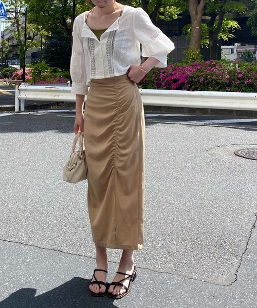 archives(アルシーヴ)の「ギャザースリットタイトスカート(スカート・レディース・ブラック/ベージュ/グリーン・MEDIUM)」の13枚目の写真