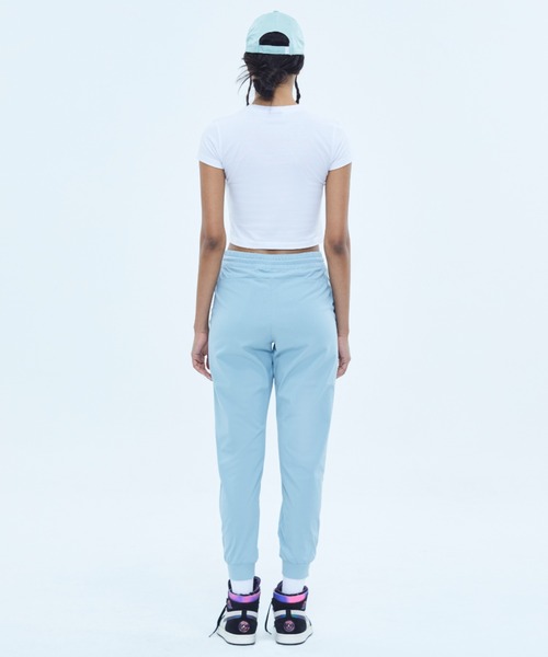 FCMM(エフシーエムエム)の「WOMENS SHORT-SLEEVE CROP T-SHIRT/ウーマンショートスリーブクロップTシャツ(シャツ/ブラウス・レディース・ホワイト/ブラック・SMALL/MEDIUM)」の18枚目の写真
