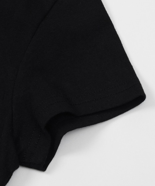 FCMM(エフシーエムエム)の「WOMENS SHORT-SLEEVE CROP T-SHIRT/ウーマンショートスリーブクロップTシャツ(シャツ/ブラウス・レディース・ホワイト/ブラック・SMALL/MEDIUM)」の9枚目の写真