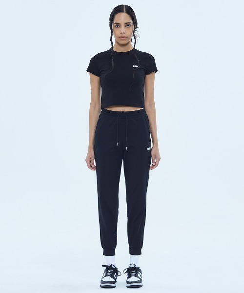 FCMM(エフシーエムエム)の「WOMENS SHORT-SLEEVE CROP T-SHIRT/ウーマンショートスリーブクロップTシャツ(シャツ/ブラウス・レディース・ホワイト/ブラック・SMALL/MEDIUM)」の7枚目の写真
