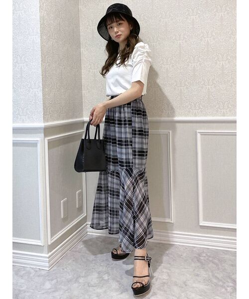 dazzlin（ダズリン）の「マルチウェイロングフレアスカート（スカート・レディース・アイボリー/グレー/ブラウン・FREE）」の16枚目の写真