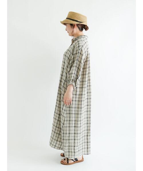 Samansa Mos2(サマンサ モスモス)の「リネンパフスリーブシャツワンピース(ワンピース・レディース・ブラック/オフホワイト/オレンジ/ミント/モカ/キナリ・フリ-)」の20枚目の写真