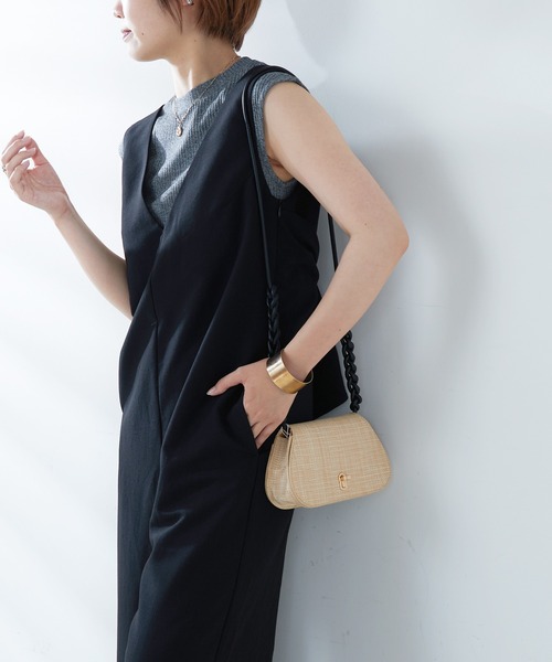 natural couture（ナチュラルクチュール）の「WEB限定サイズあり/バックリボンおしゃれワイドサロペ（サロペット/オーバーオール・レディース・ブラック/ブラウン/ベージュ・SMALL/MEDIUM）」の20枚目の写真