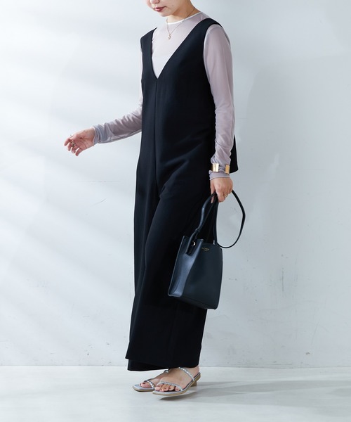 natural couture（ナチュラルクチュール）の「WEB限定サイズあり/バックリボンおしゃれワイドサロペ（サロペット/オーバーオール・レディース・ブラック/ブラウン/ベージュ・SMALL/MEDIUM）」の22枚目の写真