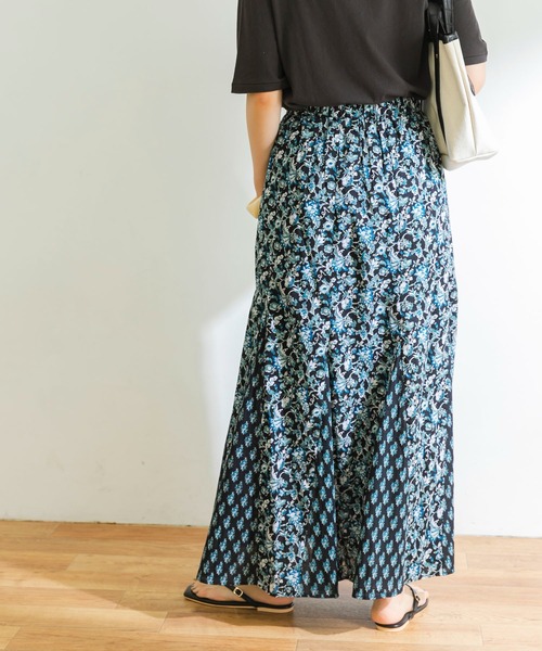 URBAN RESEARCH（アーバンリサーチ）の「サラサ柄マーメイド