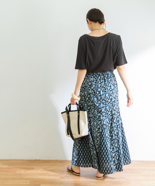 URBAN RESEARCH（アーバンリサーチ）の「サラサ柄マーメイド