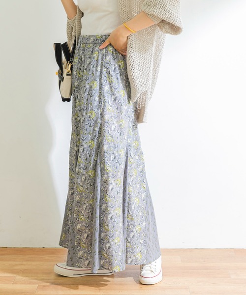 URBAN RESEARCH（アーバンリサーチ）の「サラサ柄マーメイドスカート