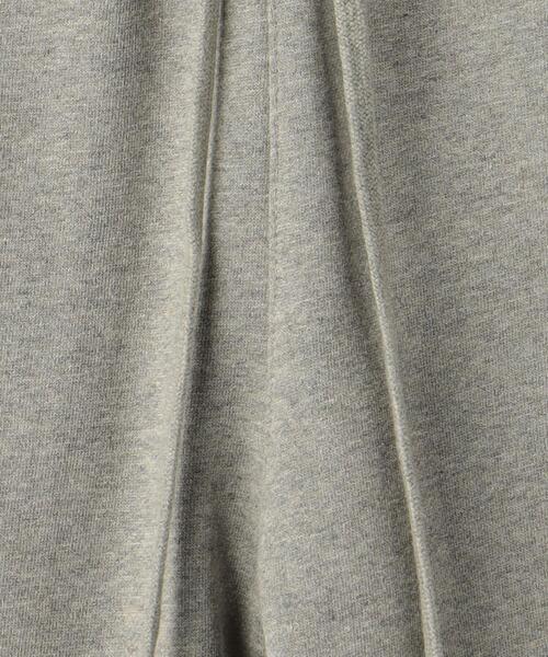 Fear of God Essentials1977 ショートパンツ グレー M FOG ESSENTIALS（エフオージーエッセンシャルズ）の「＜FEAR OF
