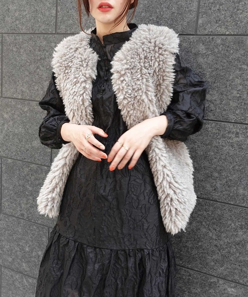 CORNERS（コーナーズ）の「シアージャガードボリュームスリーブワンピース（ワンピース・レディース・ホワイト/ブラック/アイボリー・M）」の9枚目の写真