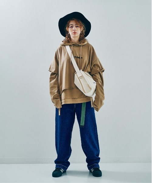 RNA（アールエヌエー）の「M1936 EYESルーズフーディー（パーカー・レディース・ブラック/ベージュ/ホワイト・MEDIUM）」の13枚目の写真