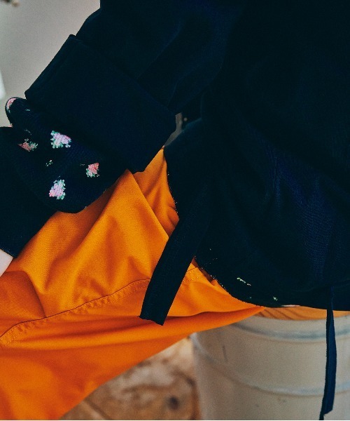 RNA（アールエヌエー）の「M1936 EYESルーズフーディー（パーカー・レディース・ブラック/ベージュ/ホワイト・MEDIUM）」の17枚目の写真