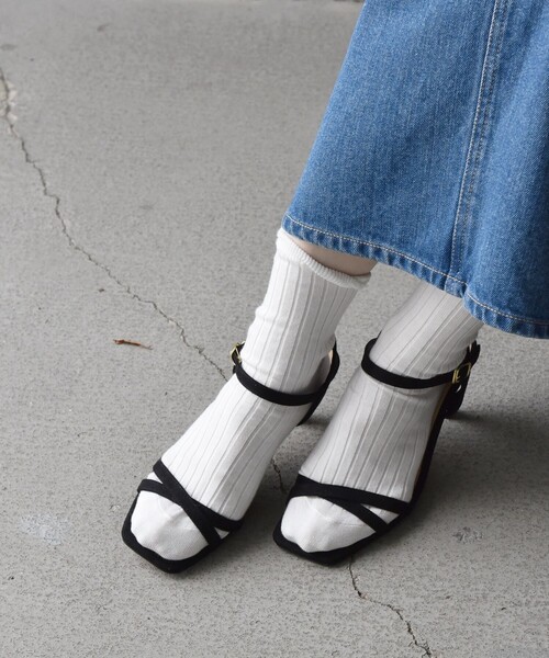 SHIPS any（シップス エニィ）の「SHIPS any: クロス ストラップ サンダル（サンダル・レディース・ブラック/キャメル/ゴールド/シルバー/イエロー・36/37/38）」の6枚目の写真