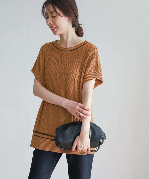 URBAN RESEARCH DOORS(アーバンリサーチドアーズ)の「ボートネックチルデンベスト(ニット/セーター・レディース・グレー系その他/キャメル・ONE)」の4枚目の写真