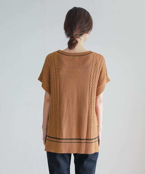 URBAN RESEARCH DOORS(アーバンリサーチドアーズ)の「ボートネックチルデンベスト(ニット/セーター・レディース・グレー系その他/キャメル・ONE)」の21枚目の写真