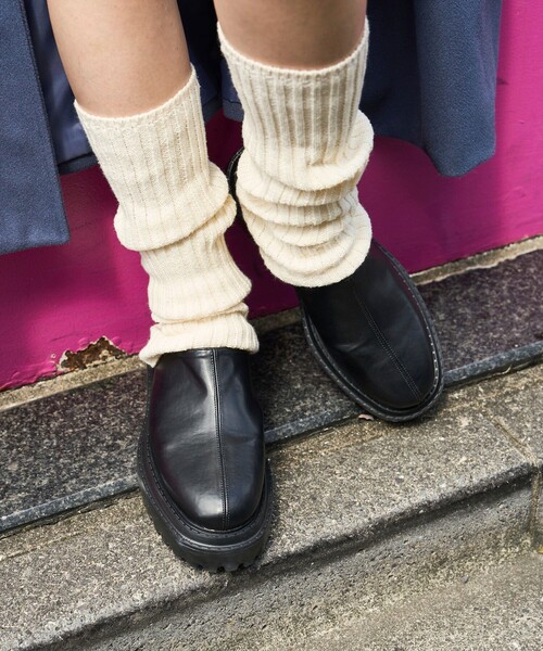 PUBLUX（パブリュクス）の「PUBLUX/パブリュクス トラックソールサボサンダル（サンダル・レディース・アイボリー/ブラック・23.0cm/24.0cm/25.0cm）」の8枚目の写真