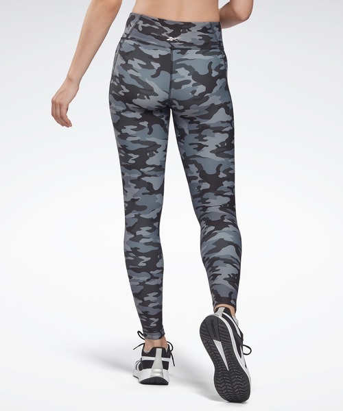 Reebok(リーボック)の「ラックス ボールド カモ プリント タイツ / Lux Bold Camo Print Tights(レギンス/スパッツ・レディース・ブラック/ブルー・LARGE/X-LARGE/X-SMALL/SMALL/MEDIUM)」の3枚目の写真