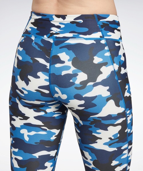 Reebok(リーボック)の「ラックス ボールド カモ プリント タイツ / Lux Bold Camo Print Tights(レギンス/スパッツ・レディース・ブラック/ブルー・LARGE/X-LARGE/X-SMALL/SMALL/MEDIUM)」の9枚目の写真