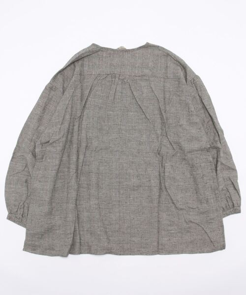 Samansa Mos2（サマンサ モスモス）の「ピンタック前開きブラウス（シャツ/ブラウス・レディース・ブラック/グリーン/オフホワイト/ブラウン・ﾌﾘ-）」の18枚目の写真