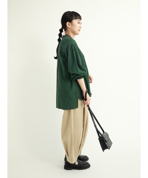 Samansa Mos2（サマンサ モスモス）の「ピンタック前開きブラウス（シャツ/ブラウス・レディース・ブラック/グリーン/オフホワイト/ブラウン・ﾌﾘ-）」の16枚目の写真