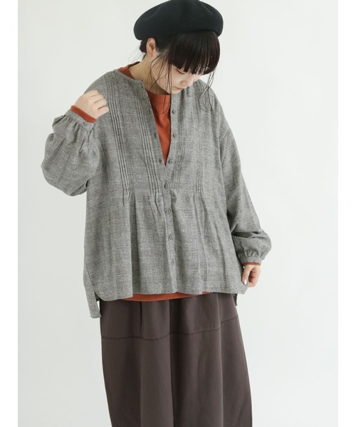 Samansa Mos2（サマンサ モスモス）の「ピンタック前開きブラウス（シャツ/ブラウス・レディース・ブラック/グリーン/オフホワイト/ブラウン・ﾌﾘ-）」の7枚目の写真