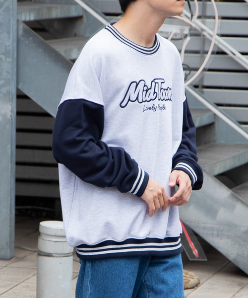 WEGO（ウィゴー）の「WEGO/ヘビーウエイト バイカラースリーブロゴプルオーバー（スウェット・メンズ・ブラック/グレー系その他/ネイビー/グレー・LARGE/MEDIUM）」の9枚目の写真