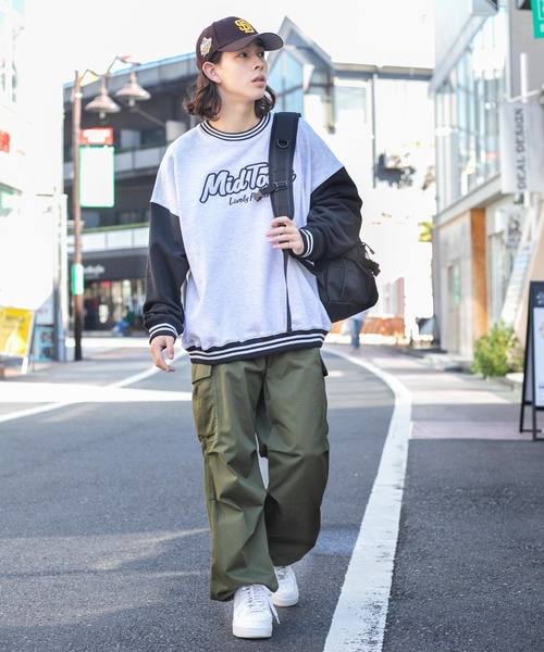 WEGO（ウィゴー）の「WEGO/ヘビーウエイト バイカラースリーブロゴプルオーバー（スウェット・メンズ・ブラック/グレー系その他/ネイビー/グレー・LARGE/MEDIUM）」の18枚目の写真