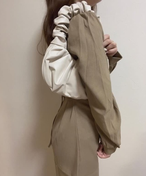 fiere（フィエール）の「スクエアネックミニワンピース（ワンピース・レディース・ブラック/ブラウン・MEDIUM/SMALL/LARGE）」の8枚目の写真