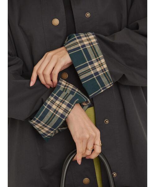 AMERICAN HOLIC（アメリカンホリック）の「衿コール天ステンカラーコート（ステンカラーコート・レディース・ブラック/ベージュ・M/L）」の10枚目の写真