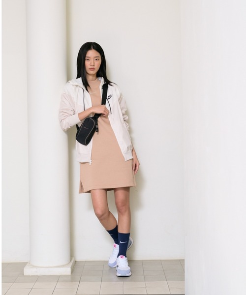 NIKE（ナイキ）の「ナイキ スポーツウェア フェニックス フリース ウィメンズ オーバーサイズ 3/4スリーブ ドレス / Nike Sportswear Phoenix Fleece Women's Oversized 3/4-Sleeve Dress＜XS-2XL 展開＞（ワンピース・レディース・ブラック/ブラウン系その他2/クリーム・L/M/XL/2XL/XS/S）」の19枚目の写真