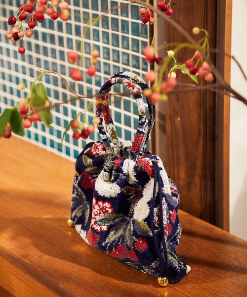KEITA MARUYAMA（ケイタマルヤマ）の「【FEILER × KEITAMARUYAMA/フェイラー×ケイタマルヤマ】 Botanical Cherry Pouch（ポーチ・レディース・ネイビー・FREE）」の10枚目の写真