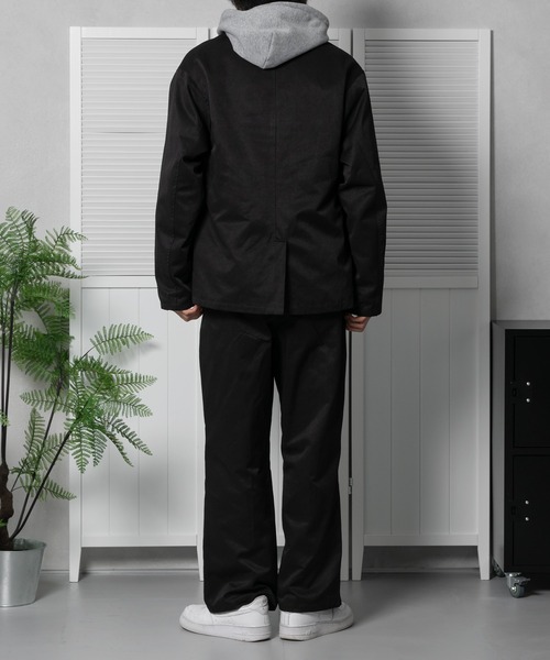 kutir(クティール)の「タックワイドパンツ(セットアップで着用可能)(スラックス・メンズ・グレー/ブラック・MEDIUM/LARGE)」の6枚目の写真