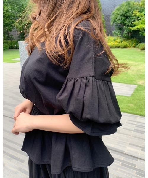 LILIDIA（リリディア）の「ギャザーヘムSLVカットTOP（Tシャツ/カットソー・レディース・パープル/ブラック・SMALL/MEDIUM/LARGE/LL）」の4枚目の写真