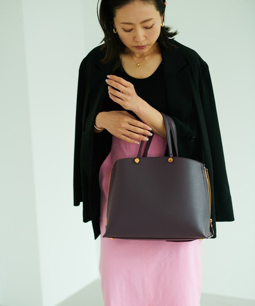 E'POR(エポール)の「【新色追加】【E'POR】Y BAG Medium(ハンドバッグ・レディース・チャコールグレー/ベージュ/ピンク/オレンジ/ダークブラウン/ホワイト系その他4/ライトグリーン/ブラウン系その他/ブラウン・FREE)」の13枚目の写真