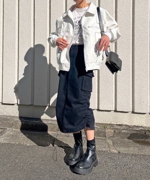 Jewelobe（ジュエローブ）の「配色パイピングシンセティックレザーブルゾン（ブルゾン・レディース・ホワイト/カーキ/ブラック・FREE）」の11枚目の写真