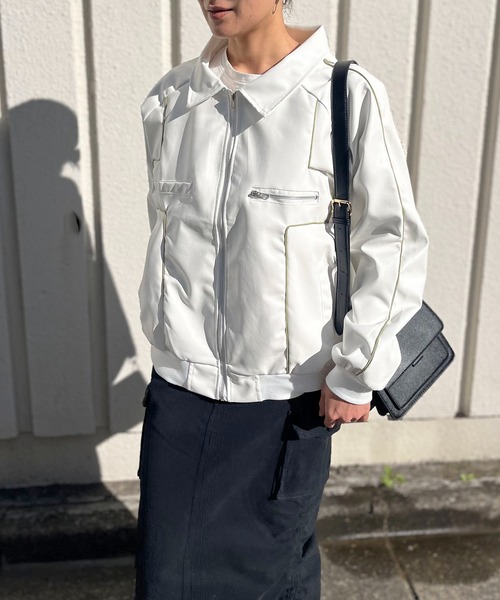 Jewelobe（ジュエローブ）の「配色パイピングシンセティックレザーブルゾン（ブルゾン・レディース・ホワイト/カーキ/ブラック・FREE）」の13枚目の写真