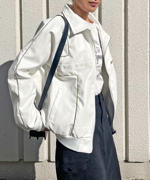 Jewelobe（ジュエローブ）の「配色パイピングシンセティックレザーブルゾン（ブルゾン・レディース・ホワイト/カーキ/ブラック・FREE）」の15枚目の写真