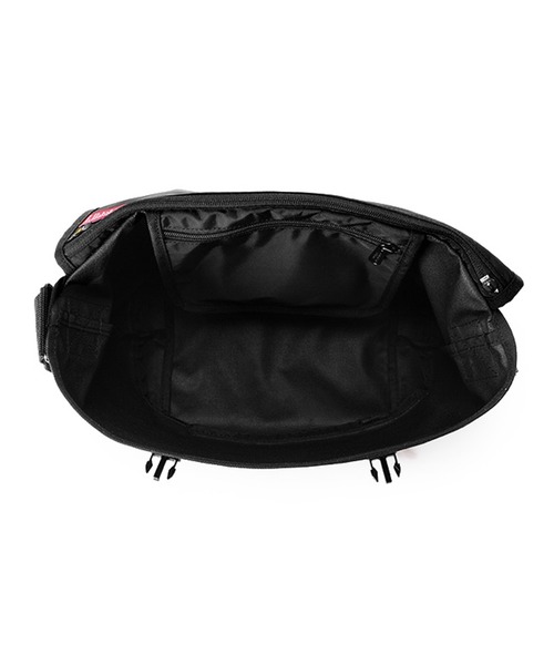 Manhattan Portage（マンハッタンポーテージ）の「Metal Parts Buckle NY Messenger Bag JR