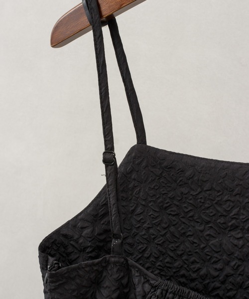 SpRay（スプレイ）の「ふくれキャミワンピース（ワンピース・レディース・ブラック/アイボリー・FREE）」の4枚目の写真